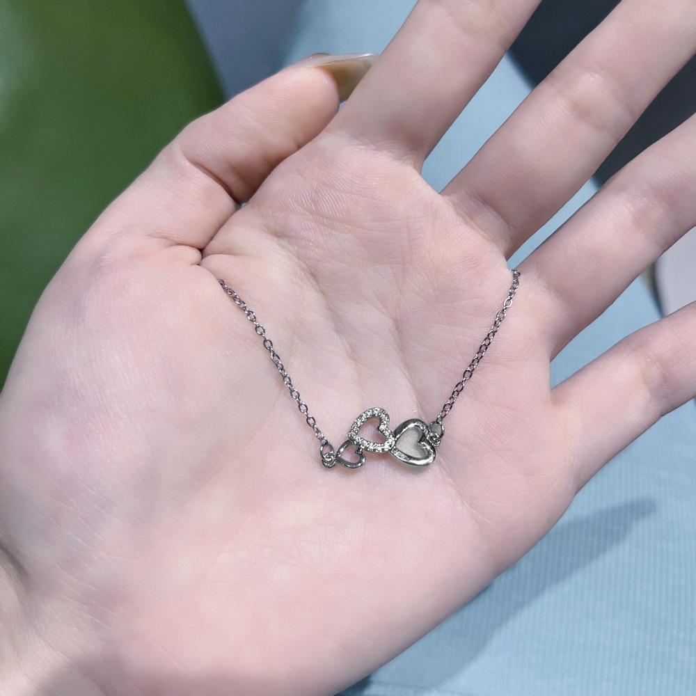 Japanese & Korean Fashion Zircon Heart Bracelet - Elegant Niche Design for Women