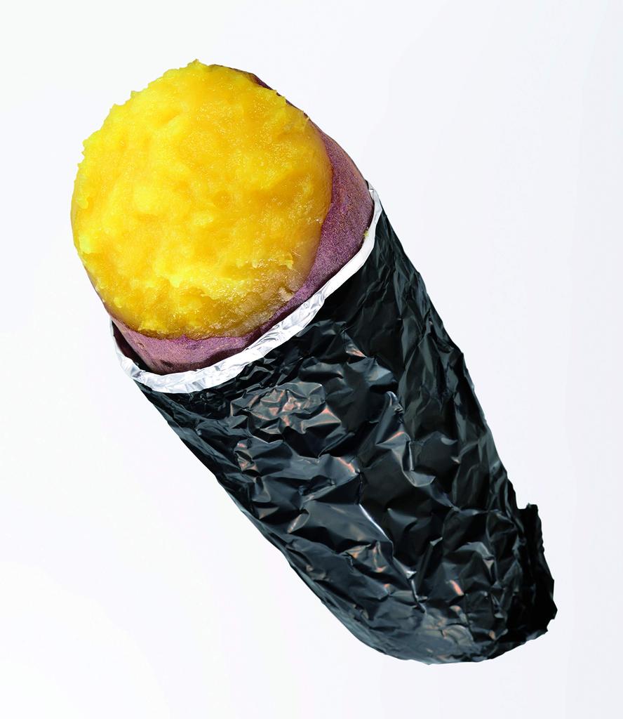 Alphamic Aluminum Foil Thick Black Foil 25cm X 5m Recommended for Roasted Sweet Potatoes One Side Is Black So It Absorbs More Heat Food Cooks Quickly