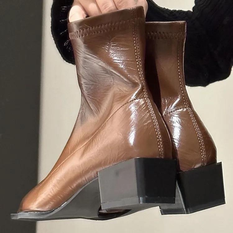 Fashion Women Pointed Ankle Boots Mid Heels Pointed Leather Sexy Chelsea Boots Trend Design Winter New Pumps Designer Short Botas Mujer