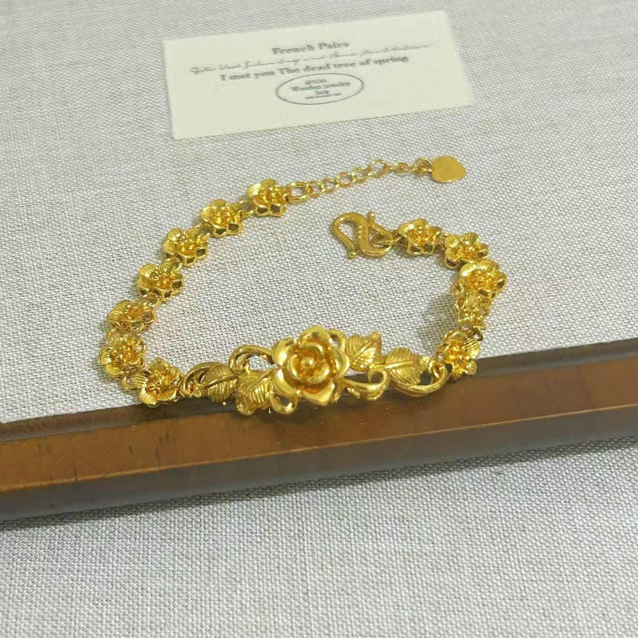 Элегантный золотой браслет с цветами - Женское ювелирное изделие с бусиной удачи, подарок для девушки