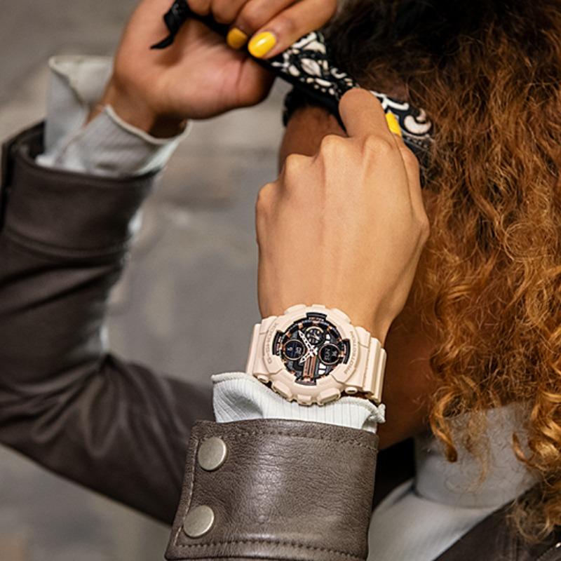 Casio Erkek Reçine 200M Suya Dayanıklı Dijital Darbeye Dayanıklı Kuvars Saat GMA-S140M-4A