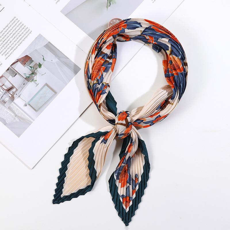 Retro Color Block Crinkled Square Scarf - 70cm Pleated Neckerchief in Imitation Silk for Women