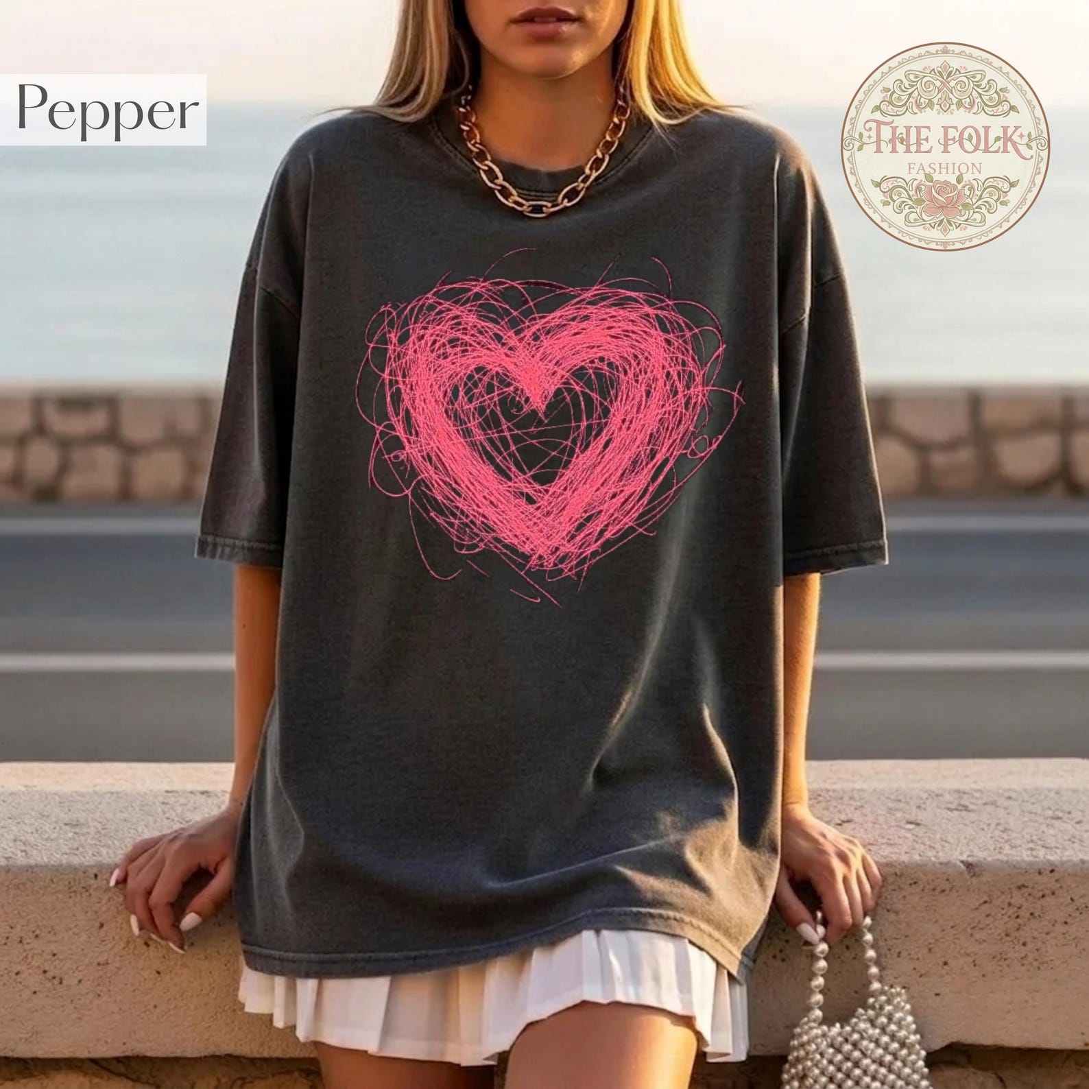 Pink Scribble Heart Shirt, Comfort Colors Heart Tee, Grunge Coquette Oversized Graphic T-Shirt, Y2K Aesthetic Indie Shirt, Cute Heart Tee 3XL