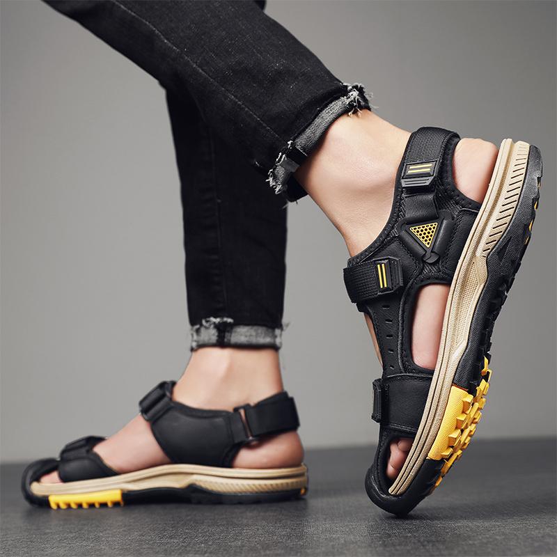 Men's Outdoor Top Layer Leather Large Size Beach Sandals Summer Casual Men's Vacation Beach Shoes Fashion Outdoor Non-Slip Beach Sandals