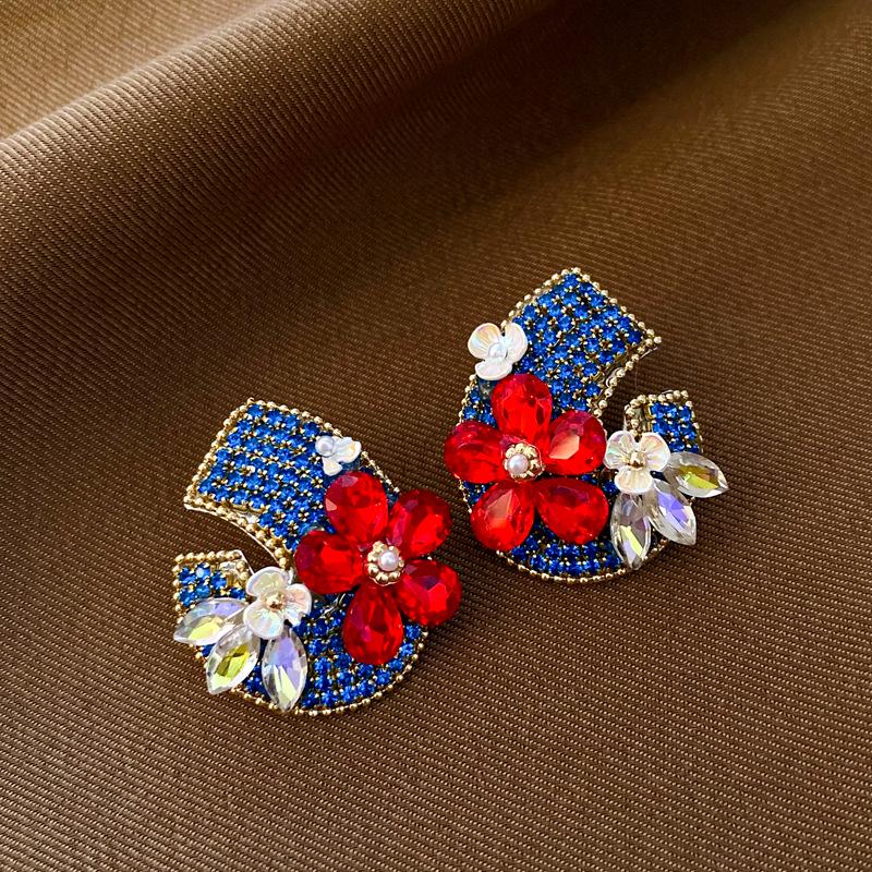 Silver Needle Vintage Pearl and Rhinestone Flower Earrings - French High-End Niche Court Style