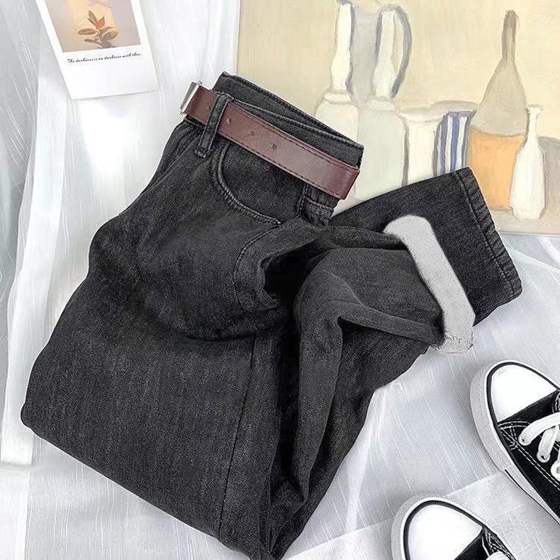 Women's 2025 High-Waist Straight Jeans: Velvet-Thickened, Slim-Fit, Nine-Point Harem Pants for Autumn/Winter