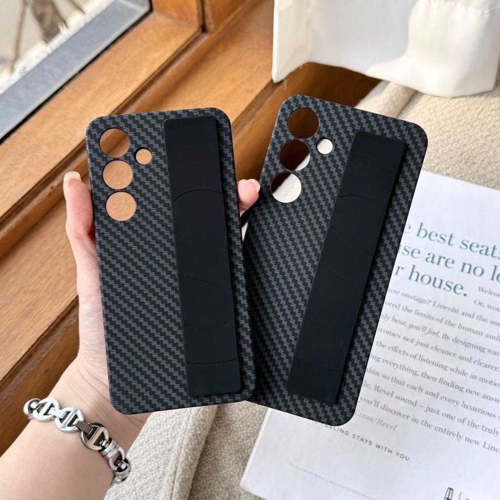 Luxury Carbon Fiber Elastic Silicone Wrist Strap Phone Case For Samsung S26 S25+ S24+ S23 Ultra Hard PC Matte Texture Back Cover