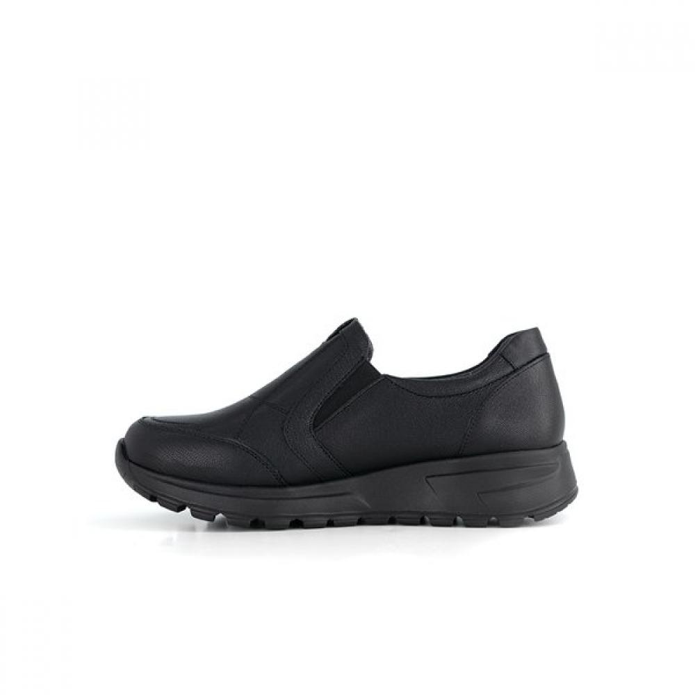 Vainer Women S Lightweight Slip On All Black 128a0v1tb
