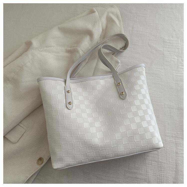 2025 Autumn Trendy Checkered Tote Bag - Large Capacity Shoulder & Handheld Design
