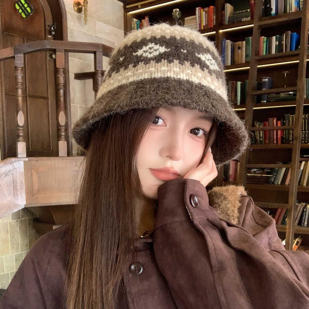 Dongdaemun Atmosphere Retro Jacquard Nordic Warm Dome Wool Knitted Wool Cold Hat Men and Women