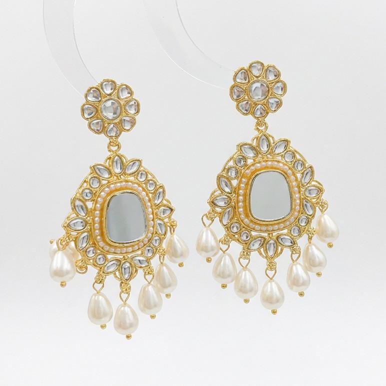 Retro Court Fashion Drop Pendant Necklace And Earrings In Alloy With Geometric Design For Women Earring