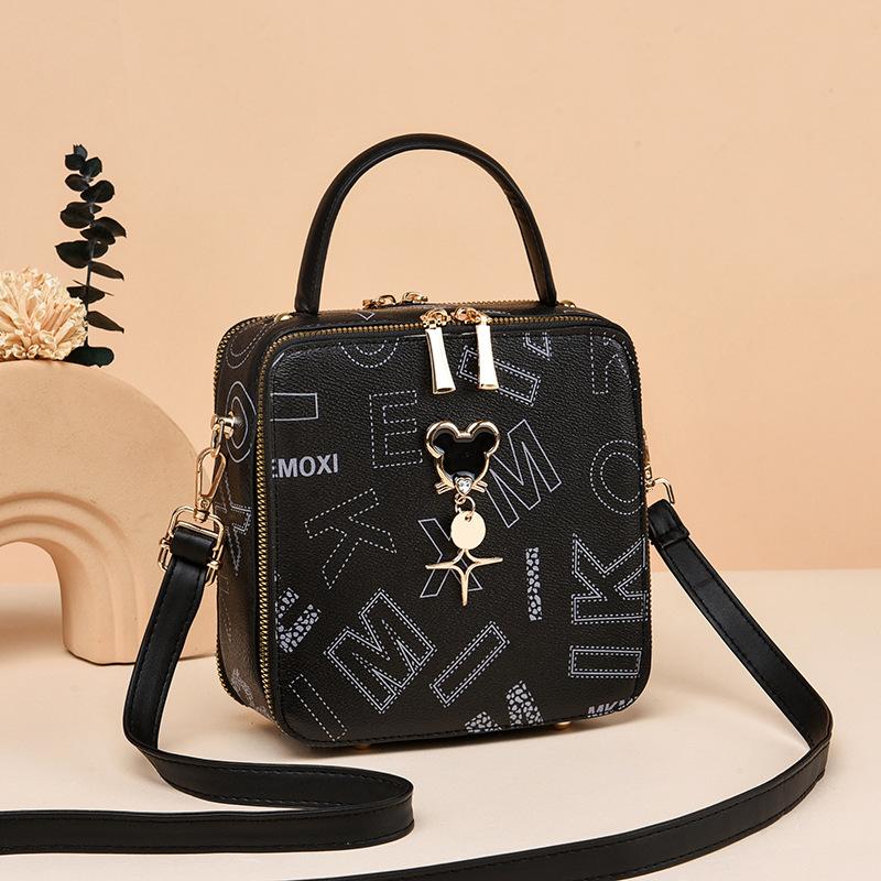 Small bag women's 2025 new fashion trend shoulder handbag broadband foreign style messenger bag