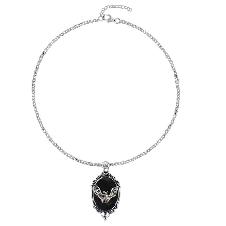 

Trendy Gothic Jewelry Piece Bat Design Pendant Necklace Mysterious Collarbone Chain For Halloween Outfits
