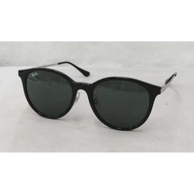 Used RAY-BAN RB4334D Ray-Ban Sunglasses