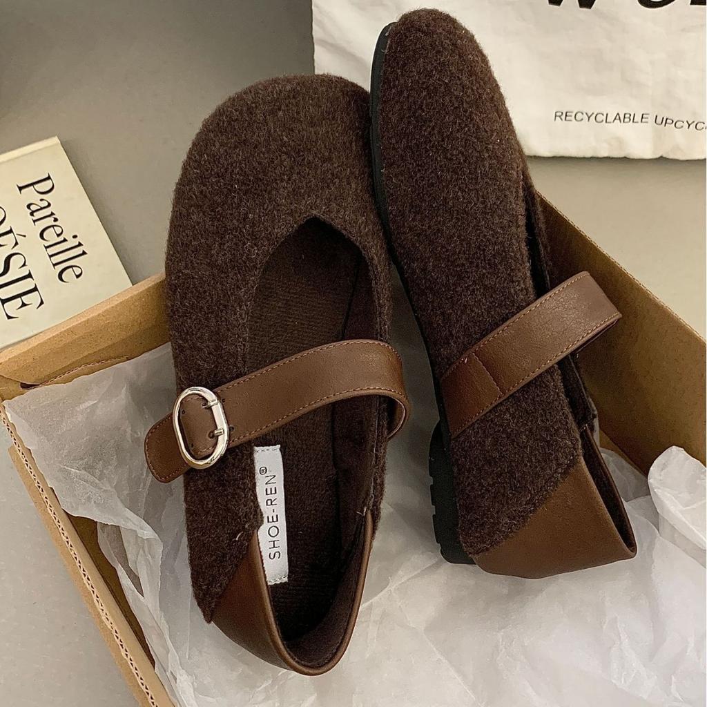2025 autumn and winter new round head woolen one-word with shallow mouth velvet Doudou commuter work women's single shoes