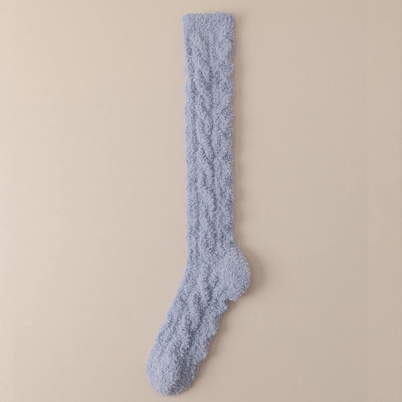 Women's Coral Fleece Knee-High Warm Socks - Velvet Lined, Non-Shedding, Thick for Autumn & Winter