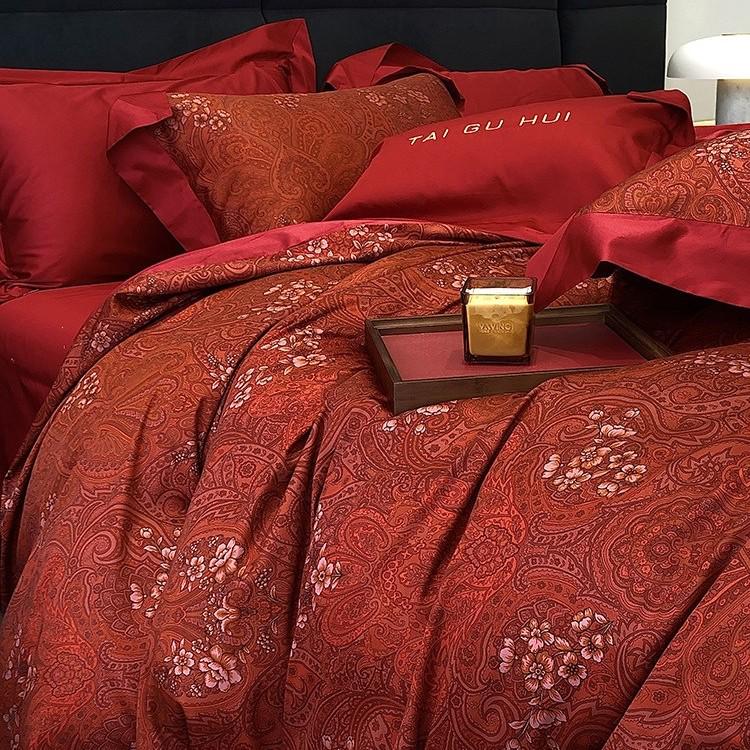 Elegant Big Red Wedding Cotton Sateen Duvet Cover Set: 100% Long-Staple Cotton, Four-Piece Bedding for Wedding Celebration.