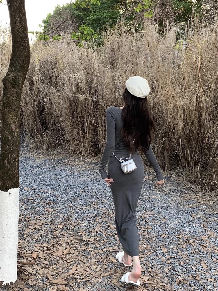 Women's Gray Long-Sleeved Square Neck Mermaid Dress - Spring 2026 Collection