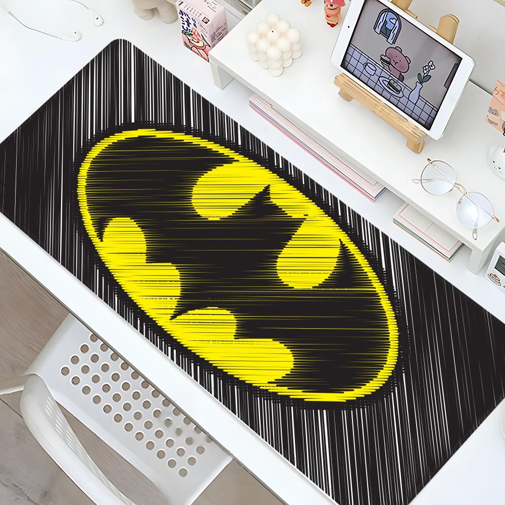 B-BatmanS Mouse Pad Gaming Locking Edge Big Computer Gamer Large Rubber Anime Art Mousepad Laptop Desk Mat