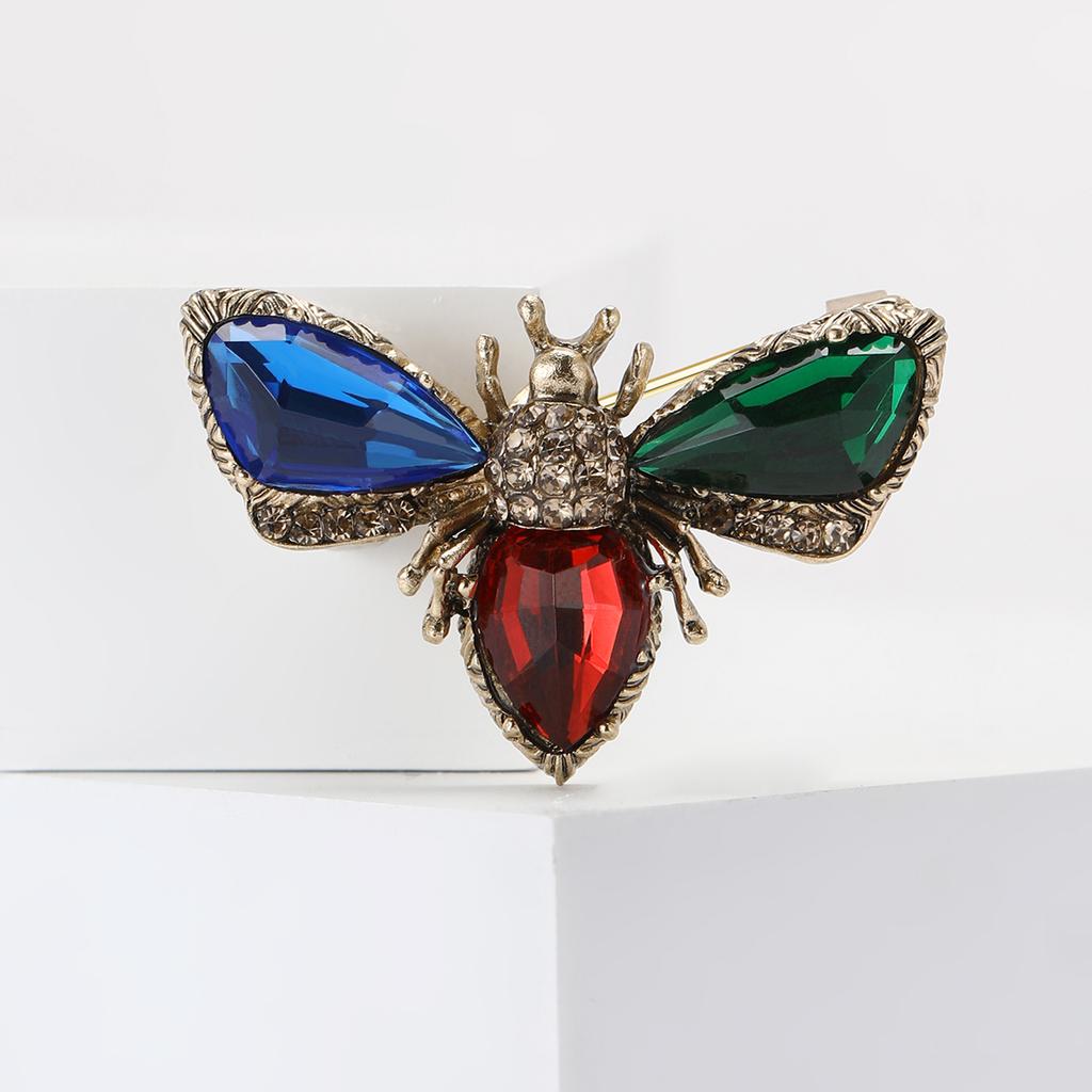 Stylish Luxury Glass Bee Brooches for Women Unisex Rhinestone Insect Pins Event Party Backpack Decoration Clothes Accessories