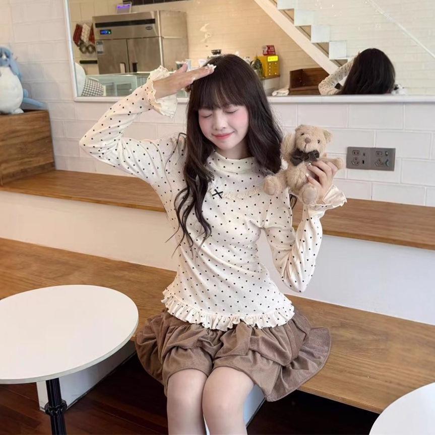 Hong Kong Style Women's Heart Polka Dot Long Sleeve Thermal Fleece T-shirt, Light Apricot Lace Patchwork, Autumn/Winter.