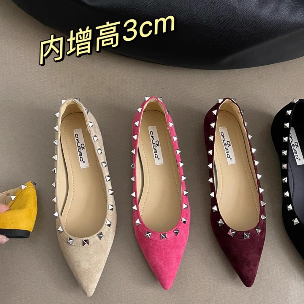 French Pointed Inner Height Increase Rivet Single Shoes Women's 2025 Spring and Summer New Shallow Mouth Soft Sole Red Wedding Shoes Banquet Ladyshoes