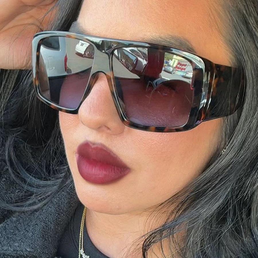 Oversized Square Sunglasses Women Men Vintage Punk Sun Glasses Luxury Brand Designer Shades for Outdoor Travel