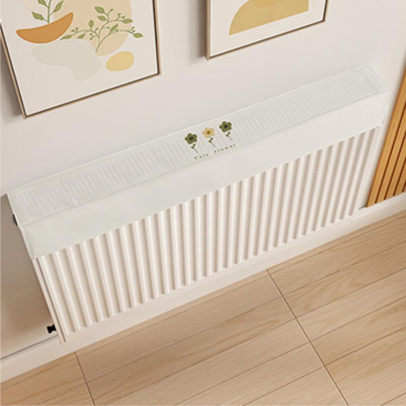 Dekorativní litinový kryt radiátoru: Polozakrytý protiprachový kryt a protikouřový štít