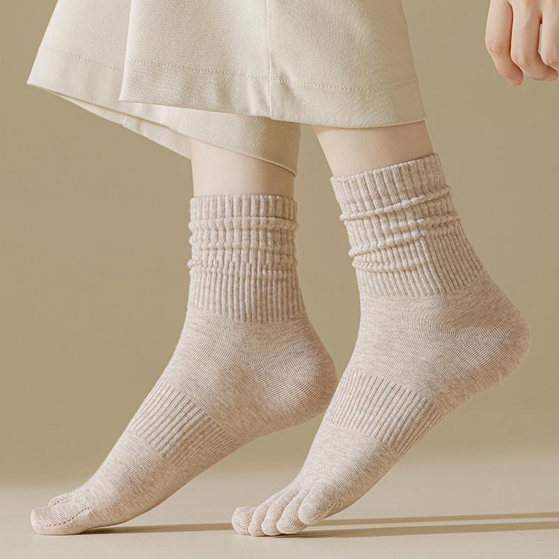 Meias de Dedos Femininas Antibacterianas de Alta Elasticidade Color-Spun até Meia Panturrilha com Costura Sem Osso