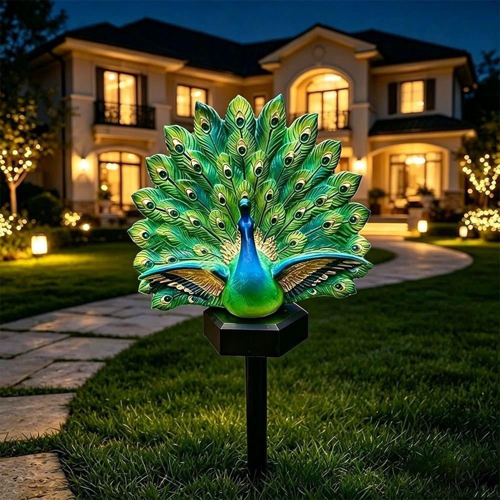 Resin Peacock Garden Decor Energy Saving Solar LED Peacock Figurine Light  Yard