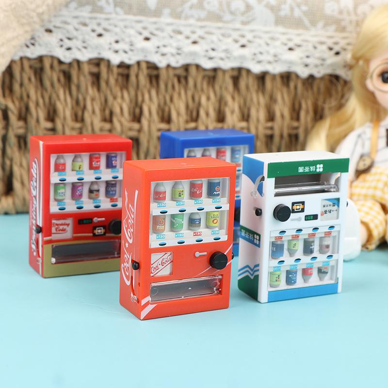 1: 12 Doll House Mini Ornaments Simulated Drinks Selling Airport Scenery Props