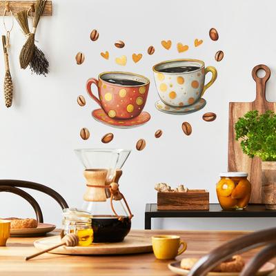 Kaffeetasse Kaffeebohnen und Aufkleber zur Heimwanddekoration in der liebevollen Restaurantküche