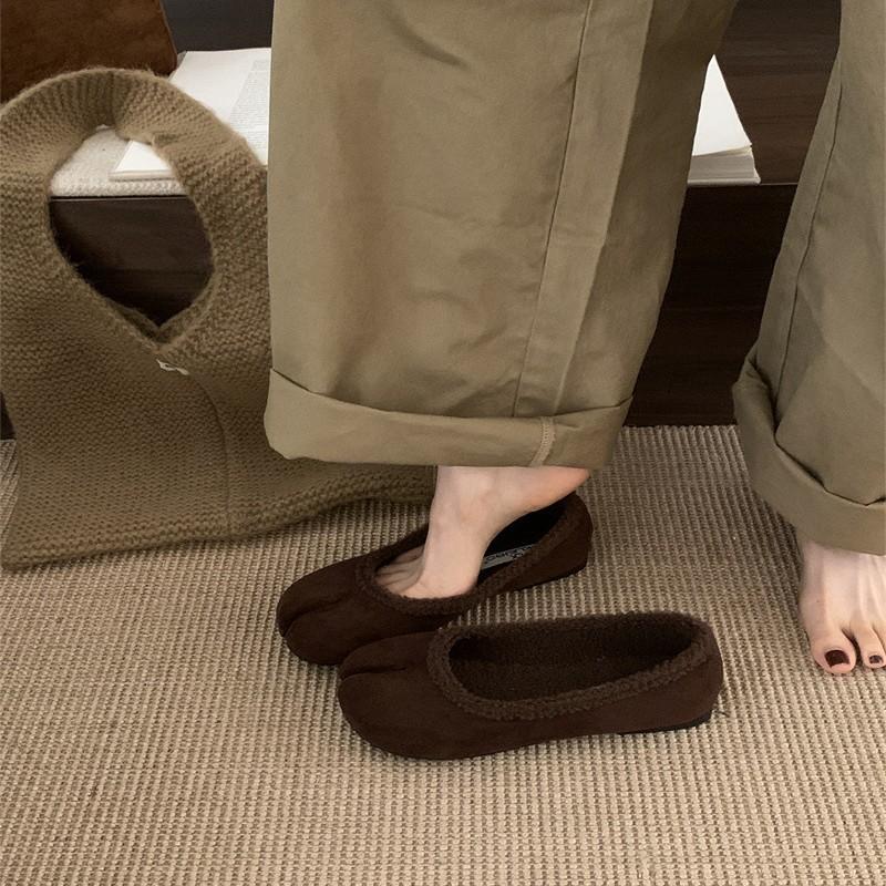 Internet celebrity Mao Mao shoes women wear in autumn and winter 2025 new flat-bottomed one-pedal cotton ladyshoes fashion soft-soled Doudou shoes