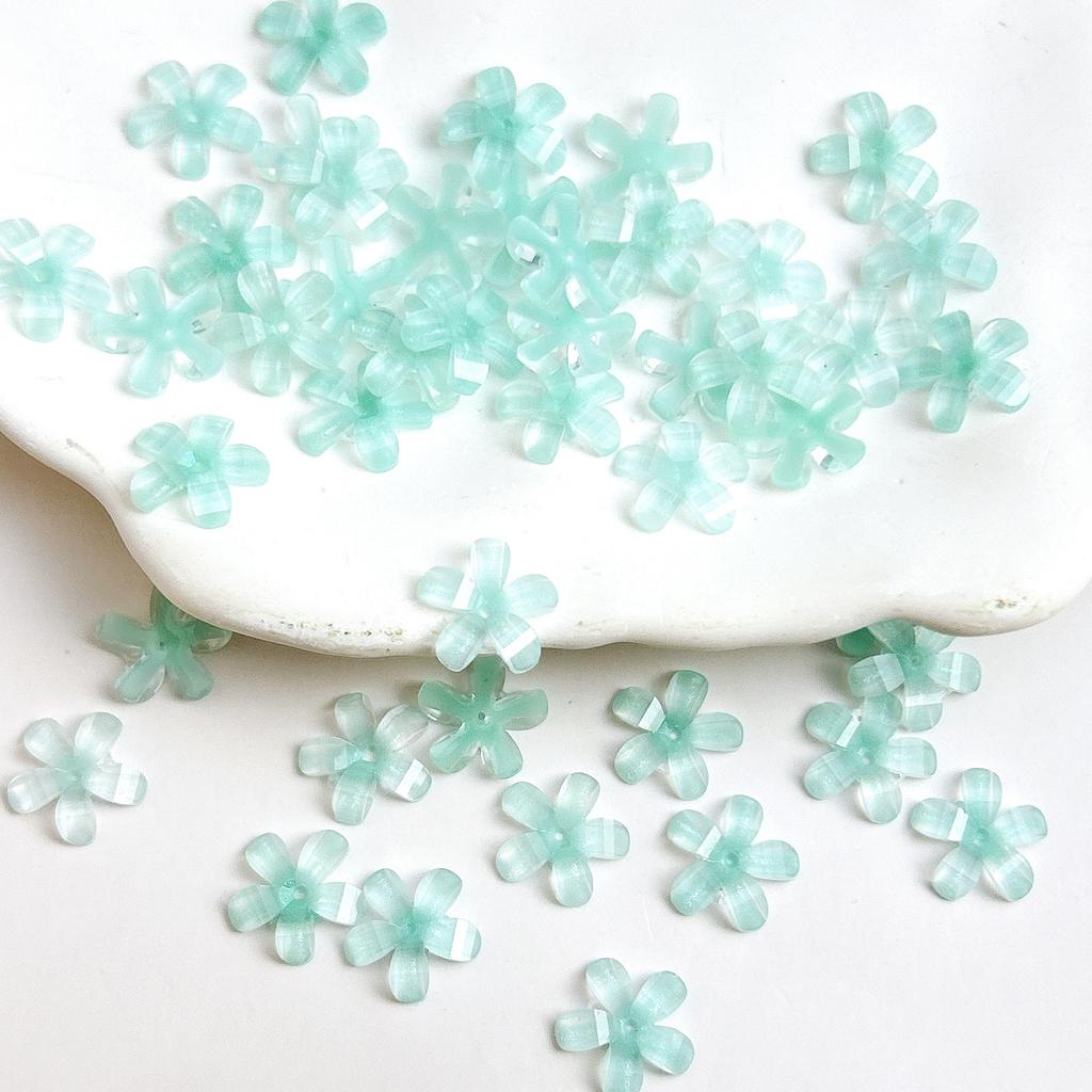 Summer New Flower Nail Art Rhinestones Ice Transparent Size 6mm 10mm Five-Petal Flower Resin Accessories Materials