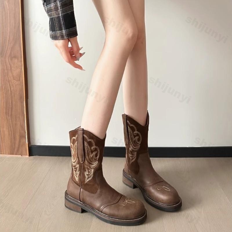 Short Boots Women 2025 Autumn Winter Vintage Embroidery Fashion Cowboy Boots Comfortable Non Slip Wear-resistant Knight Boots