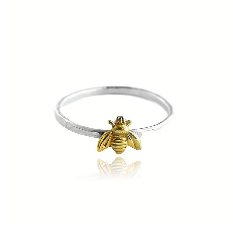 Huitan Chic Insert Finger Ring Female Daily Wearable Bee Shape Design Accessories for Teen Girl Versatile Fashion Dainty Jewelry