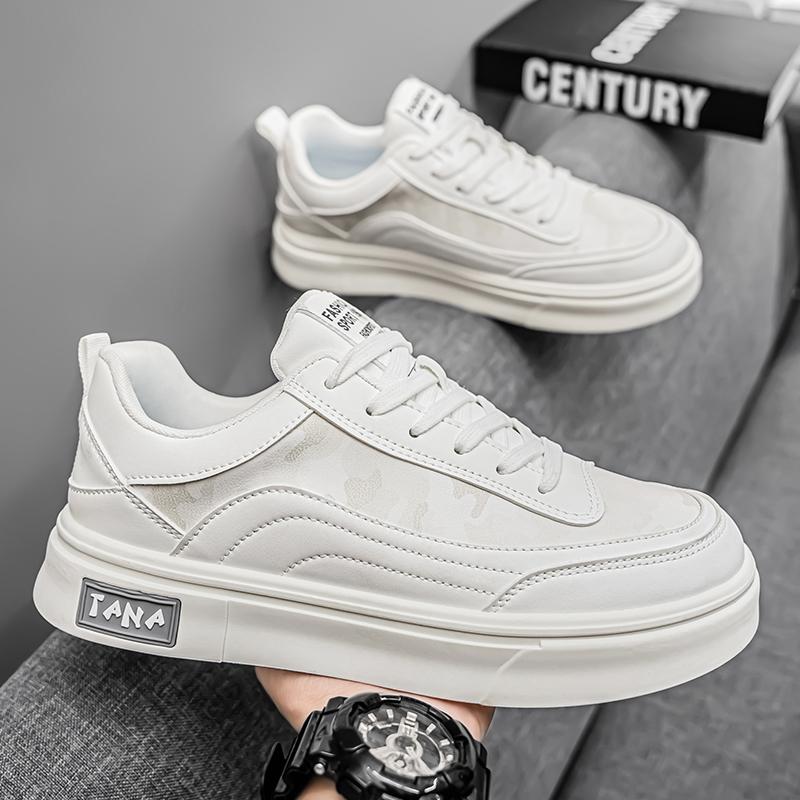 Comfort Fit Walking Shoes For Male Anti-slip Skateboard Shoes Men's Causal Low Top Breathable Lightweight Non-Slip Sneakers