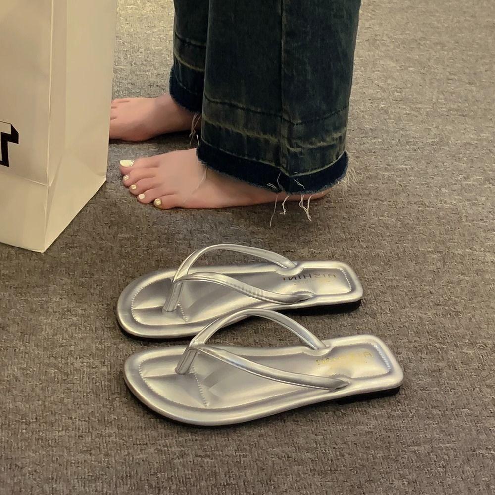 Woman Slippers on Beach Outside Soft Flip Flops Shoes for Women Flat Sandals Promotion Elegant and Fashionable Original Slides