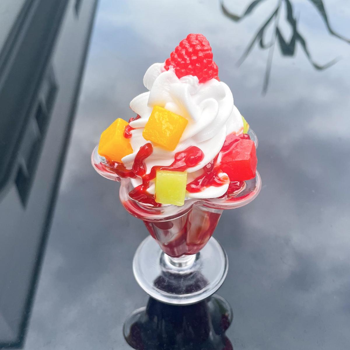 

Lifelike Fake Ice Cream Model - Realistic Artificial Dessert Prop for Home Decor, Party Display, Photography & Kids Play - Safe світло-синій колір