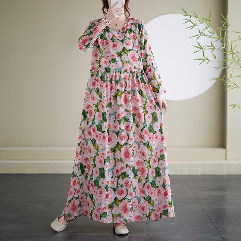 2025 New Floral Vacation Style Travel Round Neck Vintage Long Skirt Flesh Covering Dresses