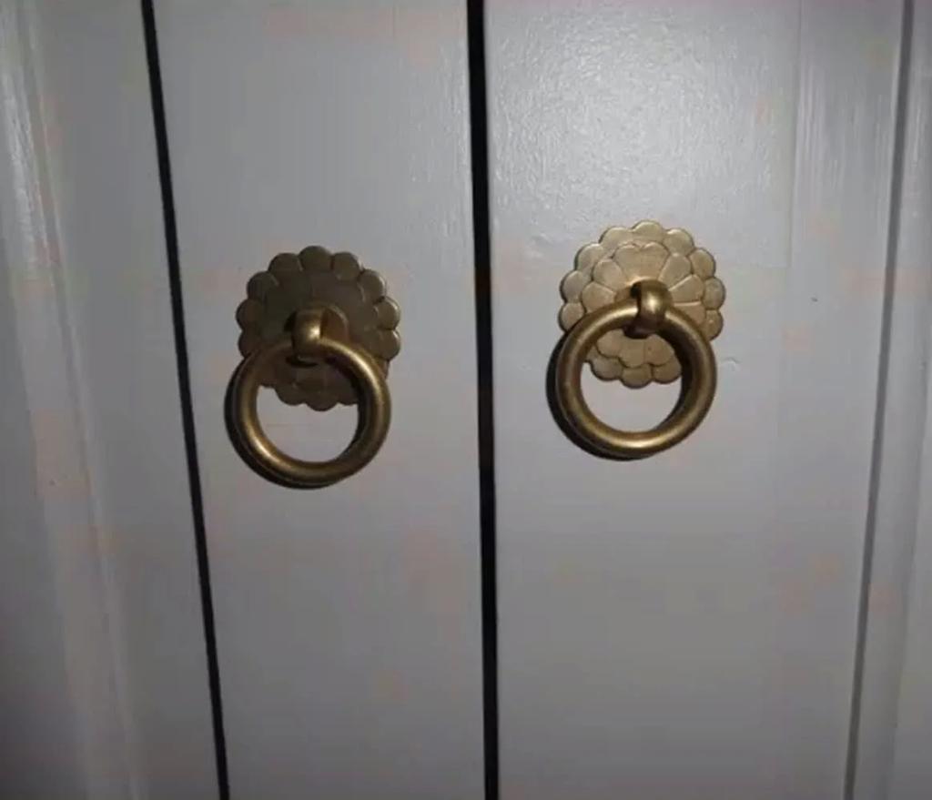 2Pcs Vintage Copper Round Ring Style Dresser Drawer Cabinet Pull Handle Knob for Wood Box Door Kitchen Home Decor with Screws
