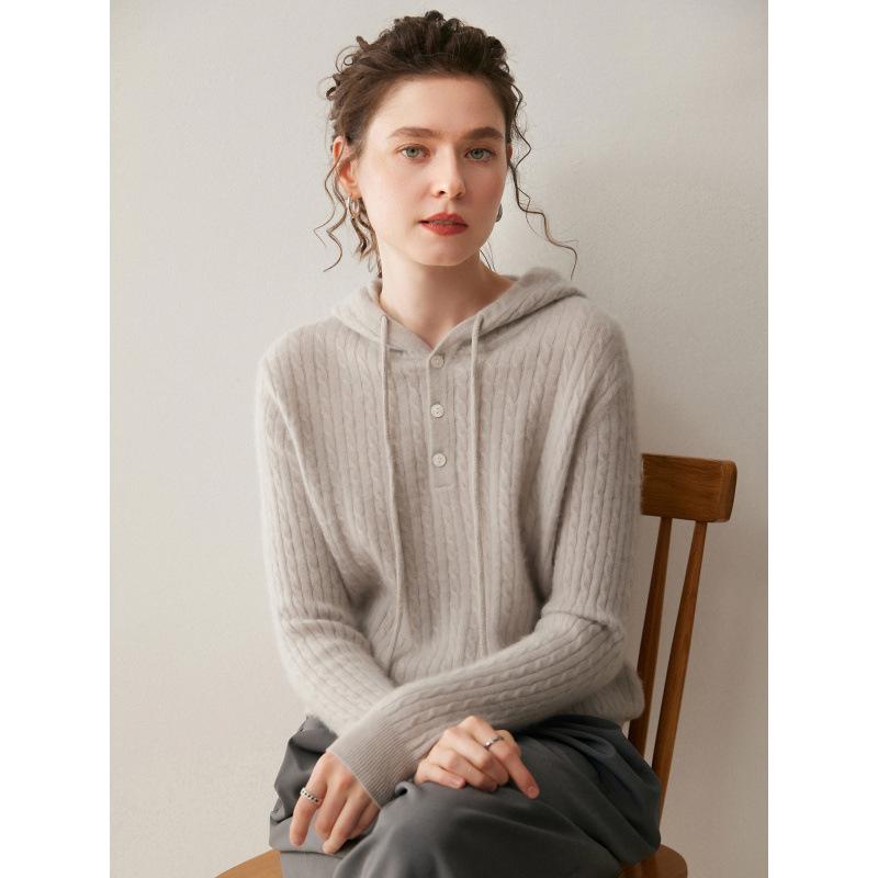 2025 Women's Thickened Cashmere Cable Knit Hoodie - Age-Reducing Loose Fit Pullover Sweatshirt