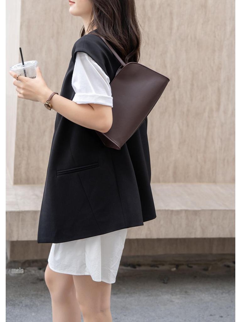 The Row Peggy Cowhide Clutch: 2025 Women's Large-Capacity Shoulder Bag