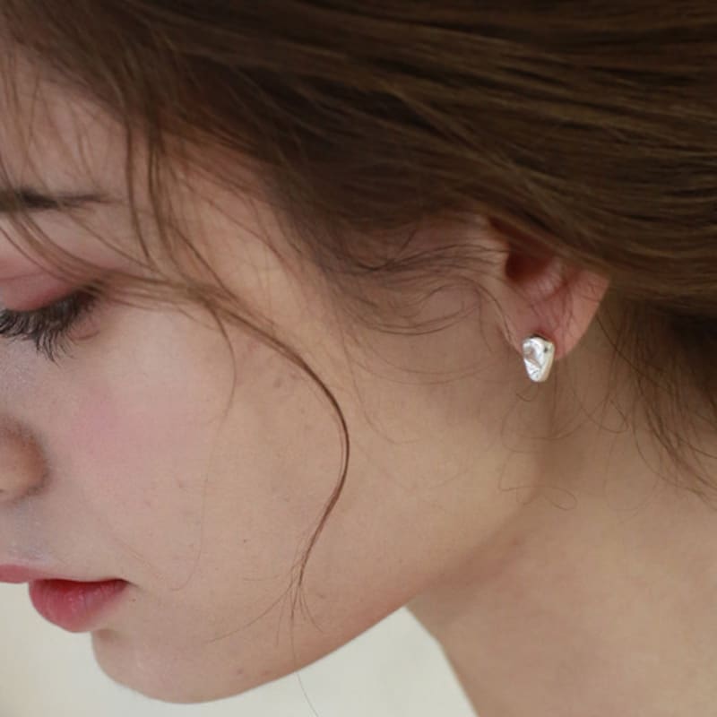 REINDEER GIMYO EARRING 06