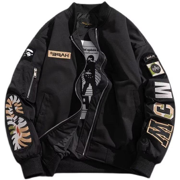 Retro-Baseballuniformen und Pilotenjacken – Trendige Herbst- und Wintermäntel für Damen und Herren