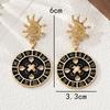 Temperament snail-shaped button earrings, light luxury and exquisite earrings.