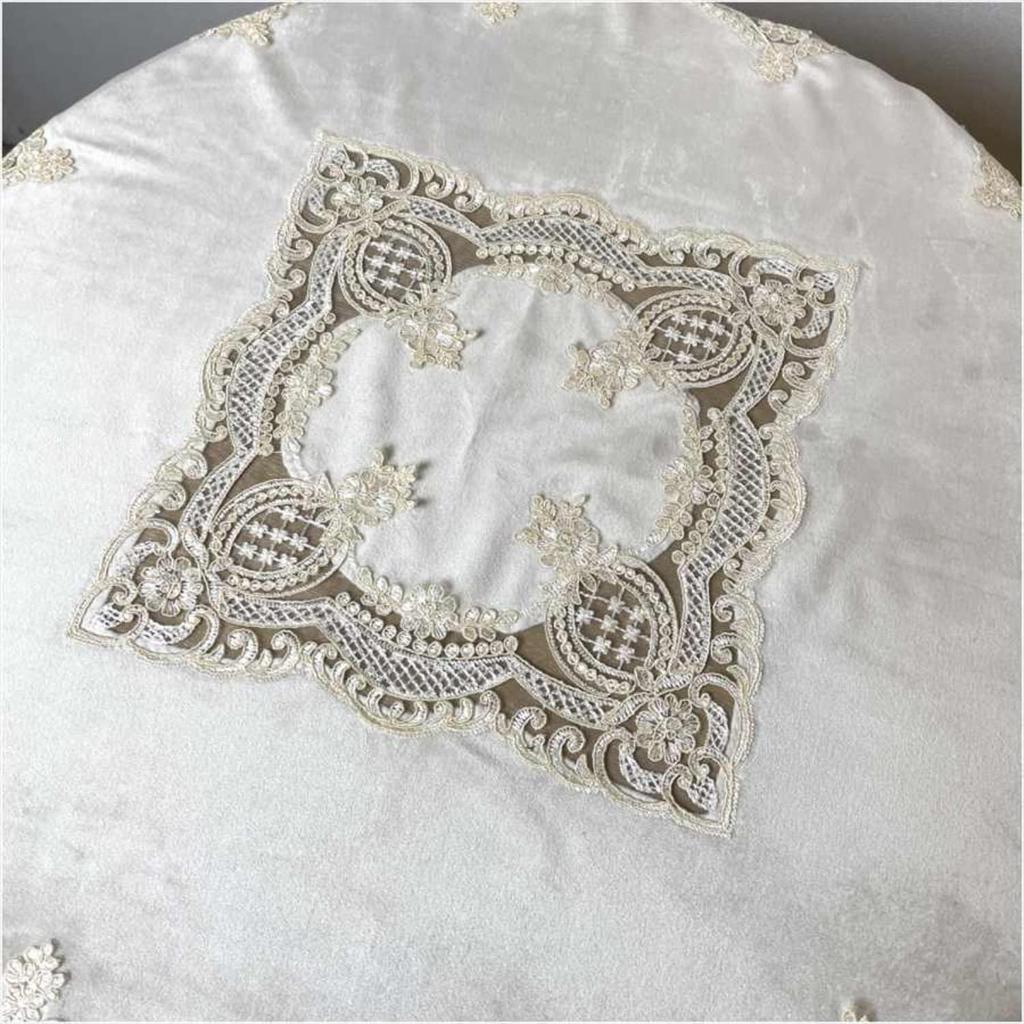 Elegante Tischdecke aus italienischer Spitze, Beige, 85x85cm, für Schönheitssalons und Nagelstudios, 12116TC