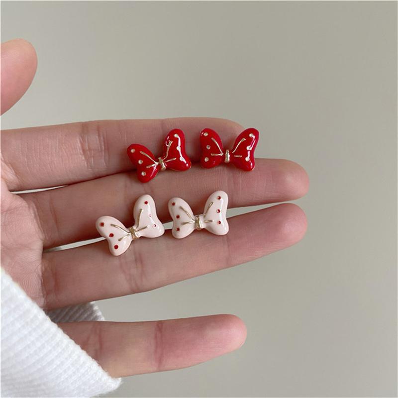 

Sweet Girl Earrings Korean Version Temperament Bow Trendy Female Earrings Simple and Personalized Versatile Earrings