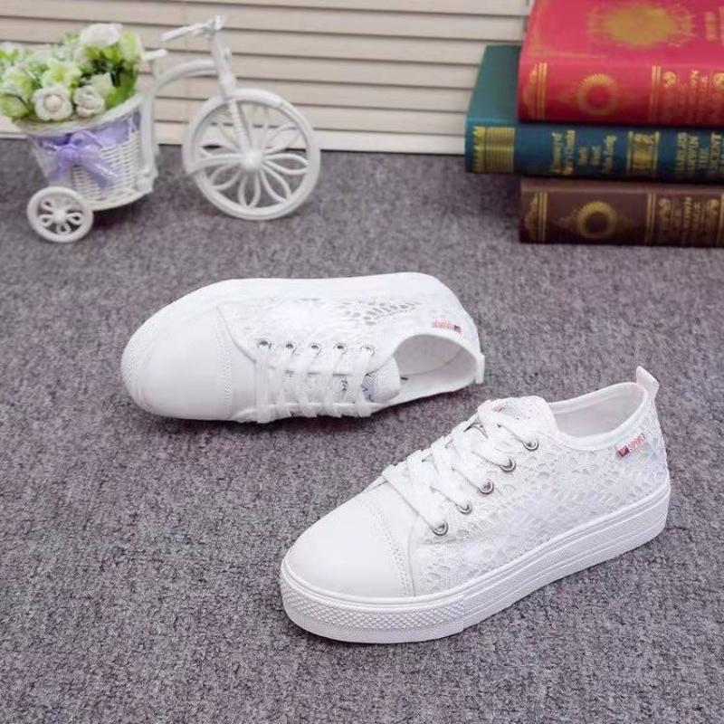 Women's Casual White Shoes 2024 Summer New Lace Canvas Mesh Breathable Thick Soled Height Increasing Woman Outdoors Sneakers