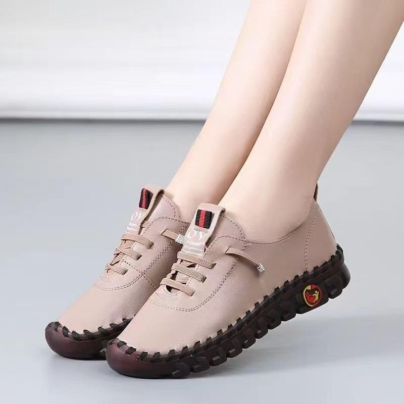 Export Large Size Soft Sole Single Shoes New Spring and Autumn Flat Bottom Fashion Soft Leather Mother Shoes Handmade Shoes